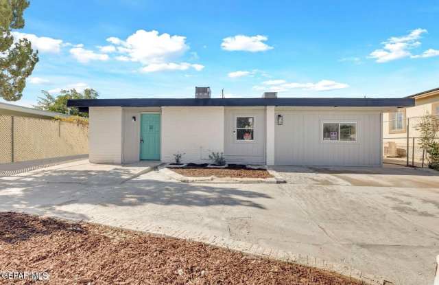 Photo of 8827 MOUNT ELBERT Drive unit: 3