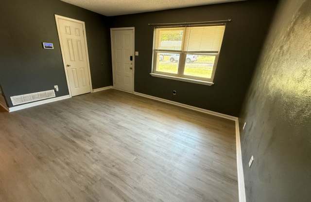 Affordable and comfortable! With solar panels!