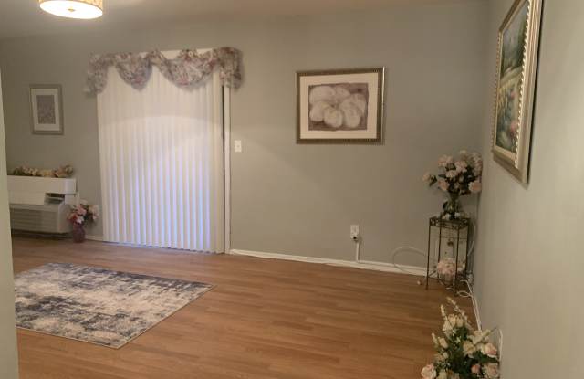 20 Delar Pkwy