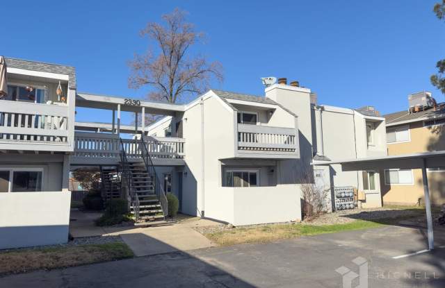 MOVE IN SPECIAL!!! $1000 OFF FIRST MONTH'S RENT! Sharp Chico Condo!