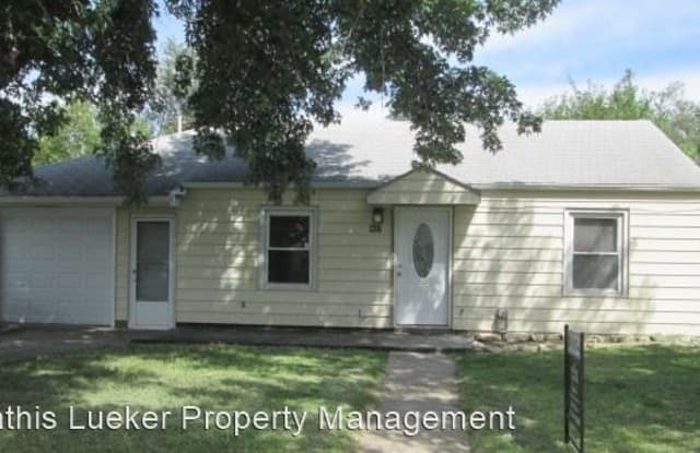 907 Northwest Avenue - 907 Northwest Avenue, Junction City, KS 66441