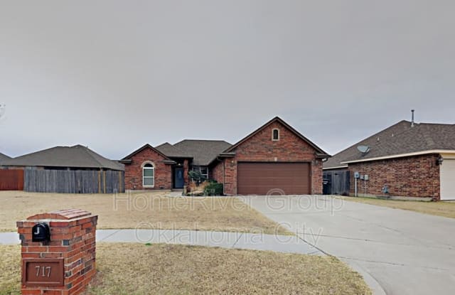 717 Tasha Cir - 717 Tasha Circle, Moore, OK 73160