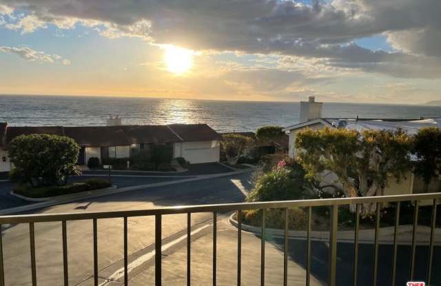 Photo of 6798 Shearwater Ln