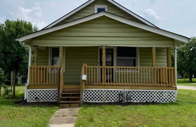 3 bedroom / 2 bath