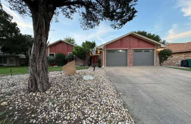 107 Wind Ridge Dr