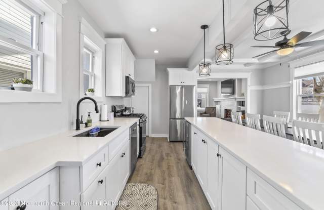 324 Mccabe Avenue