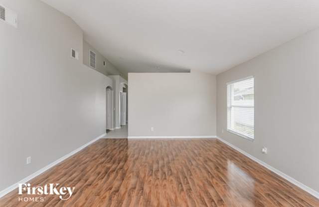 1523 Sweetspire Drive