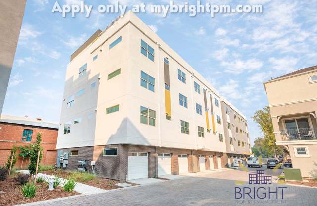 The Flats at The Mill at Broadway