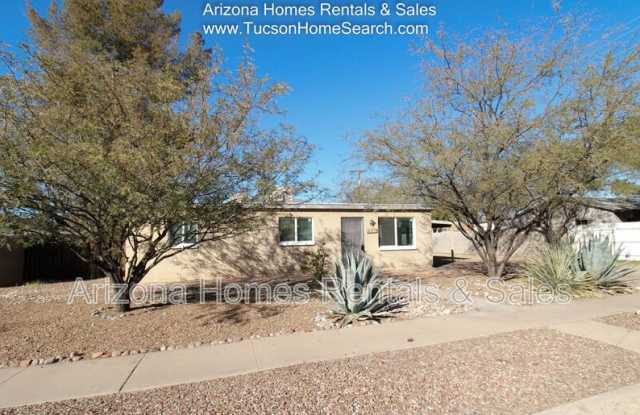 4559 E Malvern Street