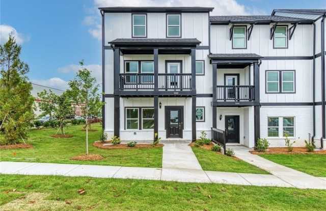 1095 Knoxboro Lane