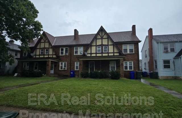598 S Hague Ave
