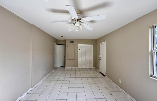 1475 NE Waveland Avenue