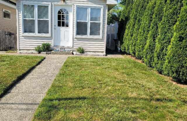 602 Central Avenue