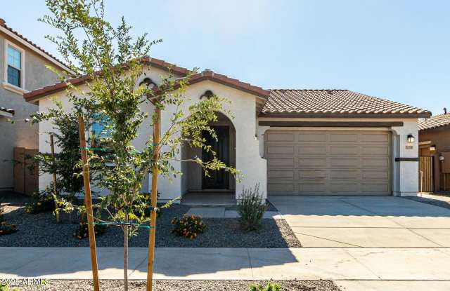 21135 E Arrowhead Trail