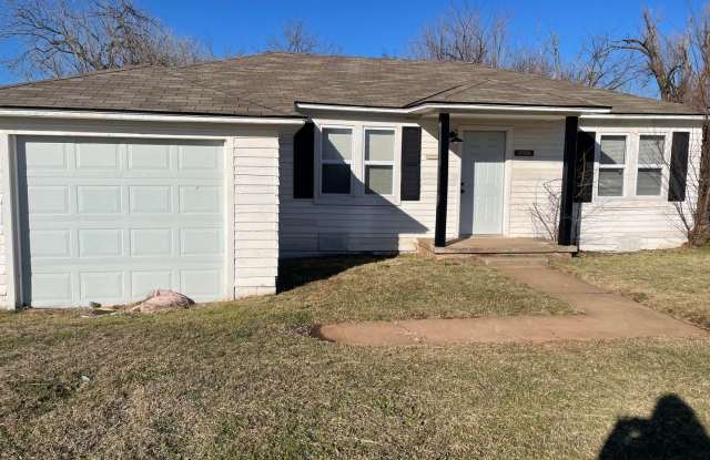 1607 SE 62nd St - 1607 Southeast 62nd Street, Valley Brook, OK 73149