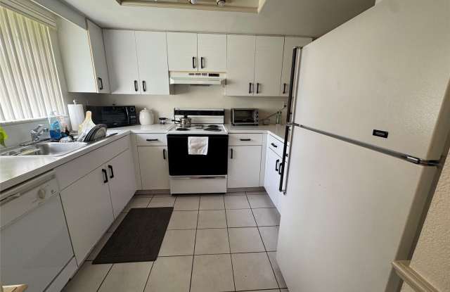 11183 NW 7th Street unit: 202