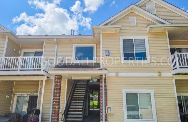 3-Bedroom, 2-Bath Low-Maintenance Waukee Condo with Garage