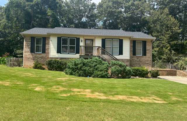 3382 N Broken Bow Dr. (N Shelby/Oak Mountain)
