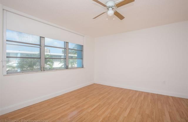 9455 Bay Harbor Ter