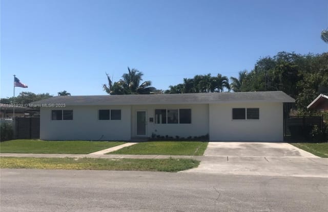 8640 SW 125th Ter - 8640 Southwest 125th Terrace, Kendall, FL 33156