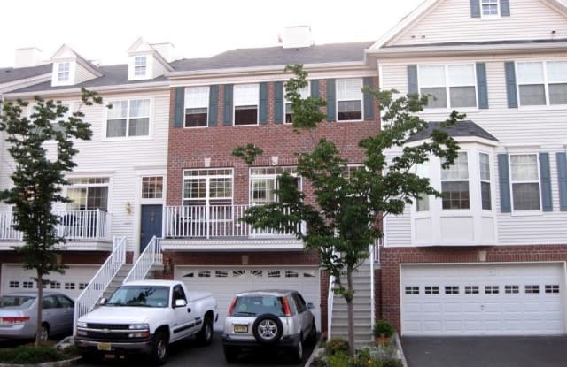 3 KISSAM CT - 3 Kissam Court, Jersey City, NJ 07305