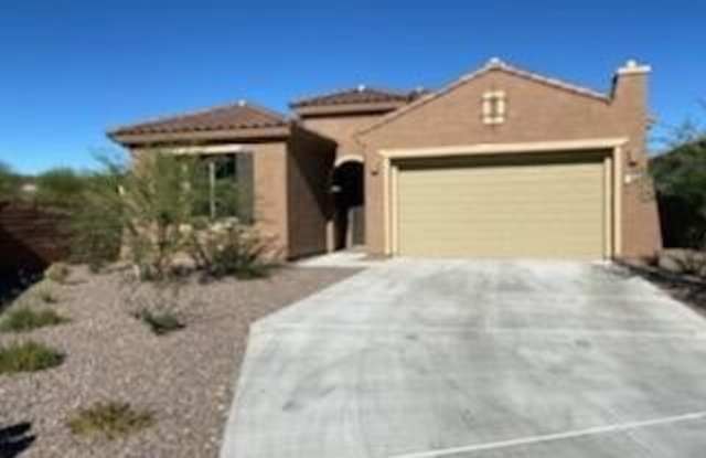 639 E Barun Valley Place