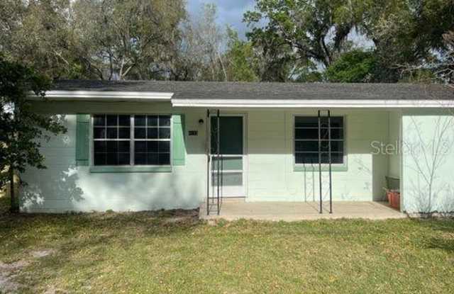 4133 NW 7 STREET