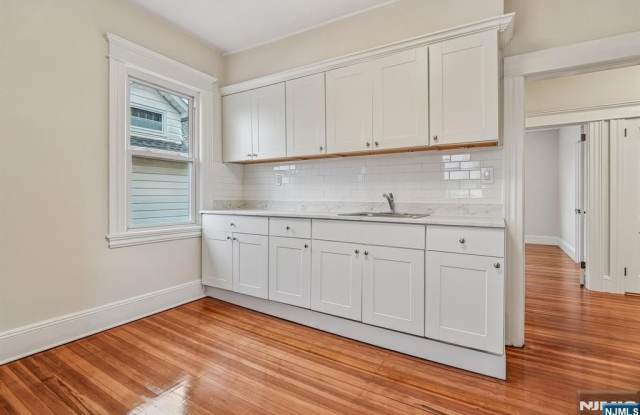 1154 Anderson Avenue 2