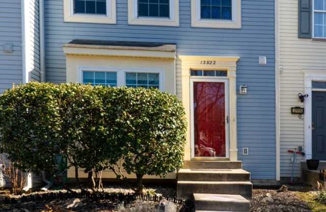 Great 3 BD 3.5 BA Townhome in a great location!