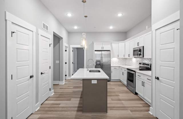 Gorgeous 3 Story 4 Bedroom Pet Friendly Home For Rent!