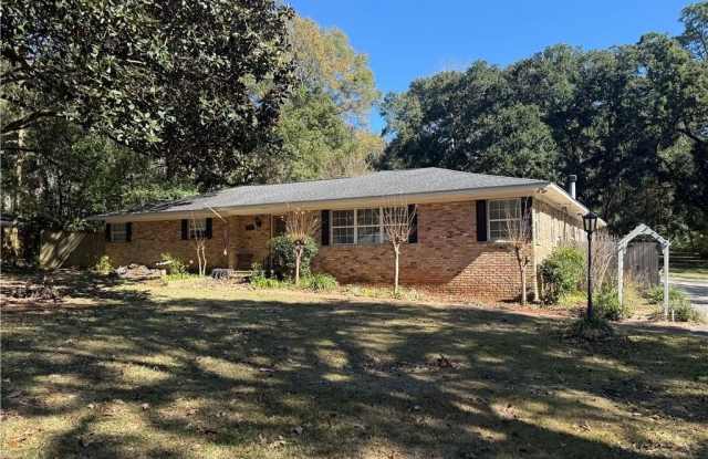 Photo of 315 Gaines Avenue