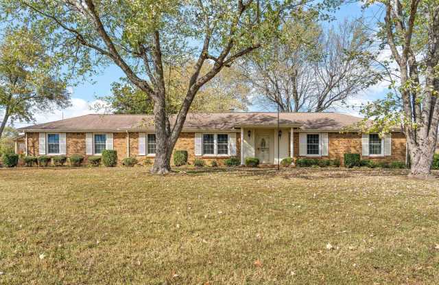 Photo of Move-In Special Available! Charming 3-Bedroom Home for Rent in Sango – Spacious Corner Lot