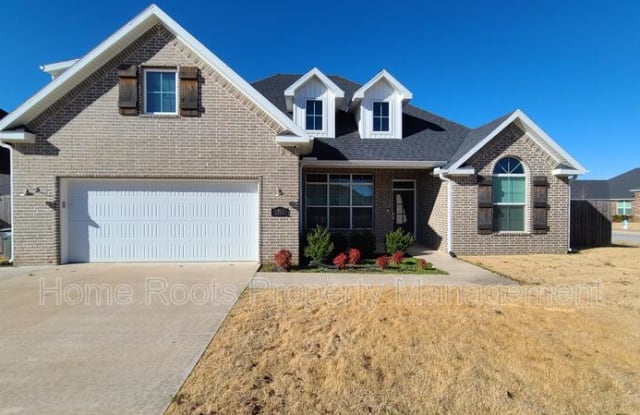 5769 W Cane Hill Drive - 5769 W Cane Hill Drive, Fayetteville, AR 72704