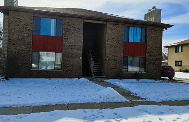 1005 Manchester Court unit: 1005