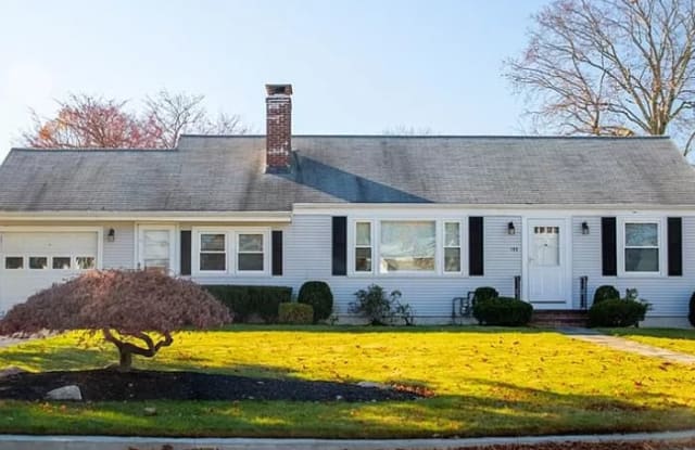 123 Lawnacre Dr - 123 Lawnacre Drive, Cranston, RI 02920