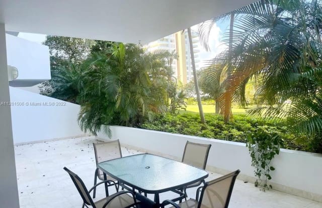 199 OCEAN LN 909 - 199 Ocean Lane Dr, Key Biscayne, FL 33149