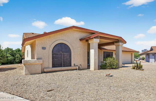 13511 W GEMSTONE Drive