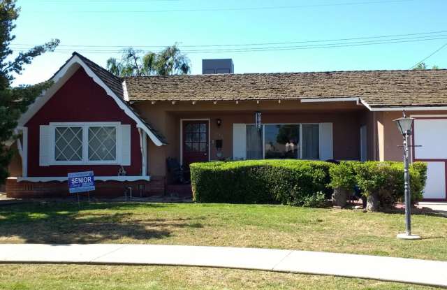 425 E. Sycamore Drive