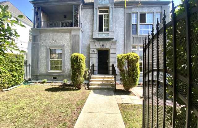 1000 South Holt Avenue - 8570