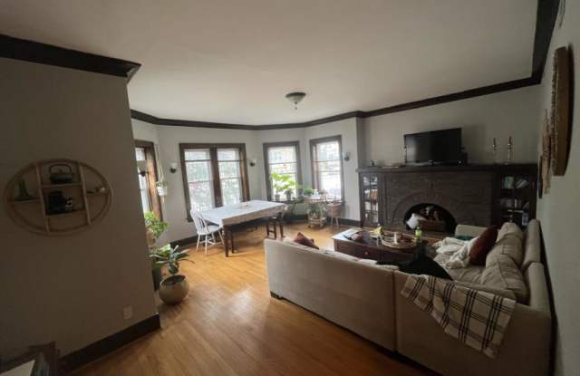 3456 West Wrightwood Ave.