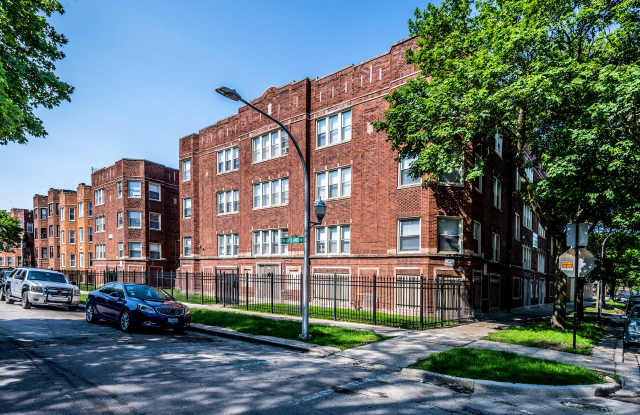 Photo of 8000 S Maryland