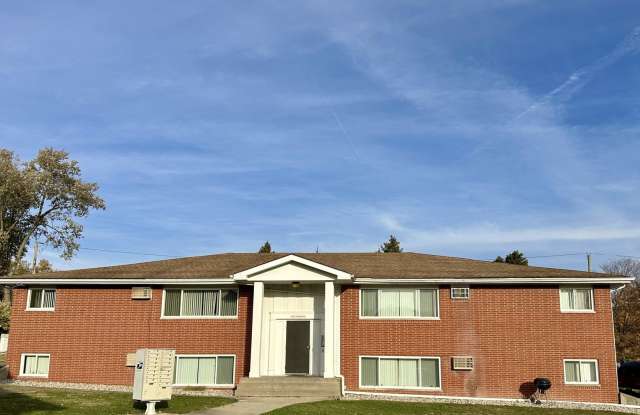 Photo of 1735 E Duane Boulevard unit: 4