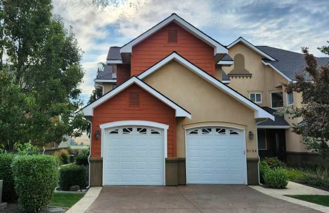 Experience Unmatched Luxury on the Columbia River!