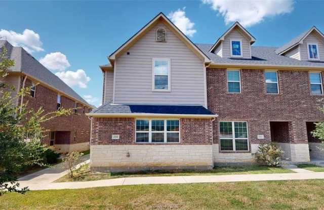 Photo of 2011 Harvey Mitchell Parkway