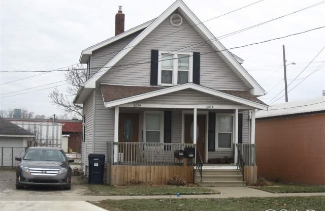 604 S Washington - Owosso, MI apartments for rent