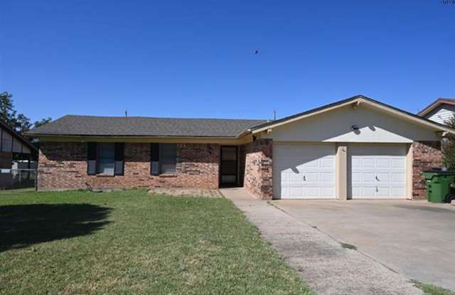 Photo of 4 bed 2 bath near SAFB.