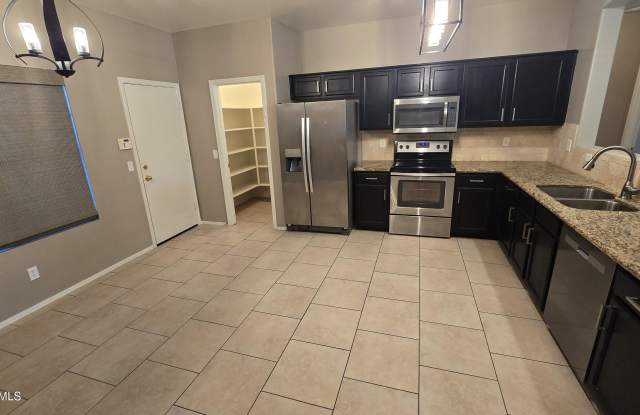 17848 W ACAPULCO Lane