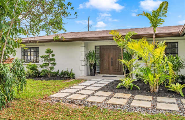 1111 NW 70th Ter