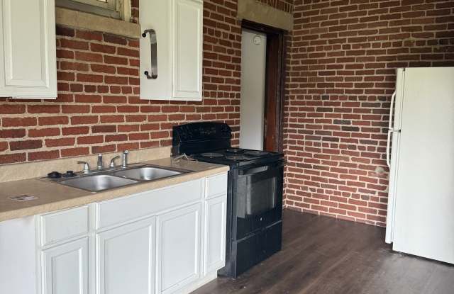 97 Old Middleway Road Apt 4