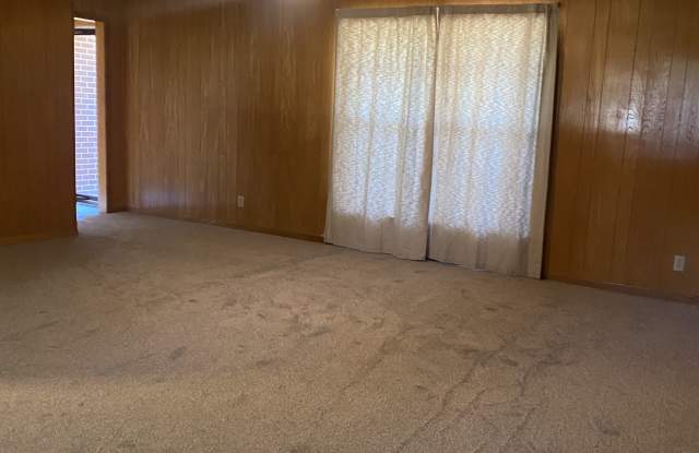 646 North Main Street